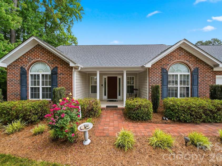 3422 Bay Drive, Granite Falls, NC 28630.  MLS# CAR4381649, YatesRealty ID 25802. 