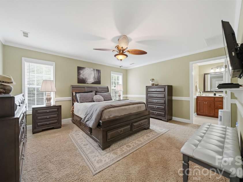 3422 Bay Drive, Granite Falls, NC 28630.  MLS# CAR4381649, YatesRealty ID 25802. 