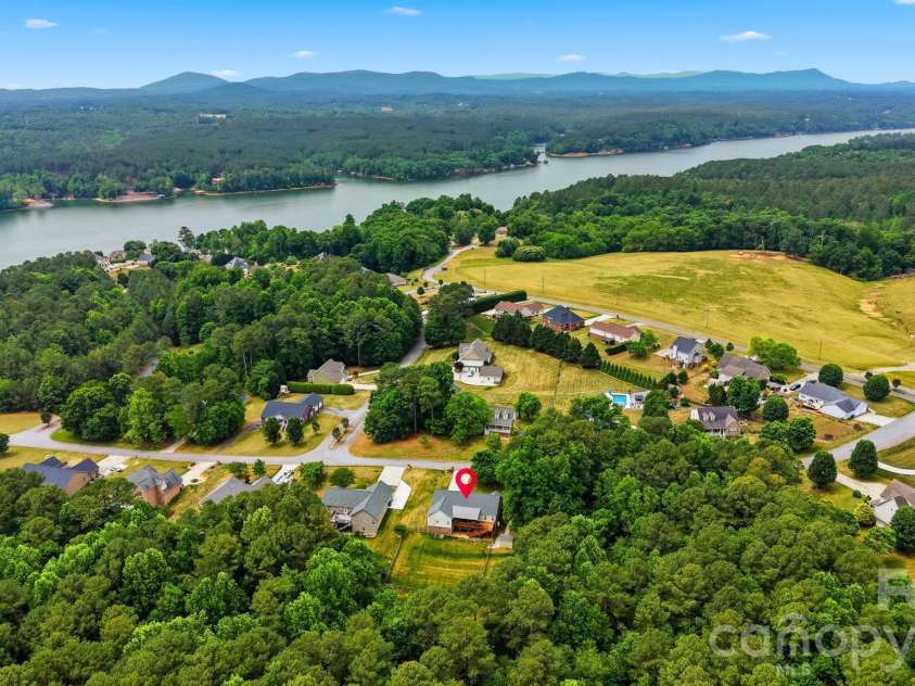 3422 Bay Drive, Granite Falls, NC 28630.  MLS# CAR4381649, YatesRealty ID 25802. 