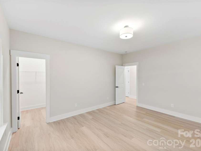551 Perry Road, Troutman, NC 28166.  MLS# CAR4386907, YatesRealty ID 25803. 