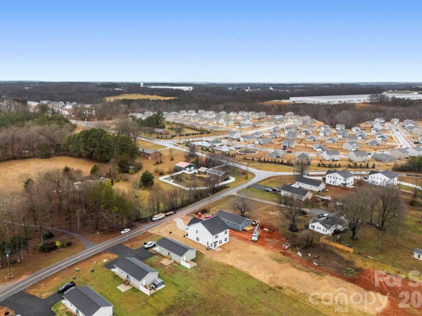 551 Perry Road, Troutman, NC 28166.  MLS# CAR4386907, YatesRealty ID 25803. 