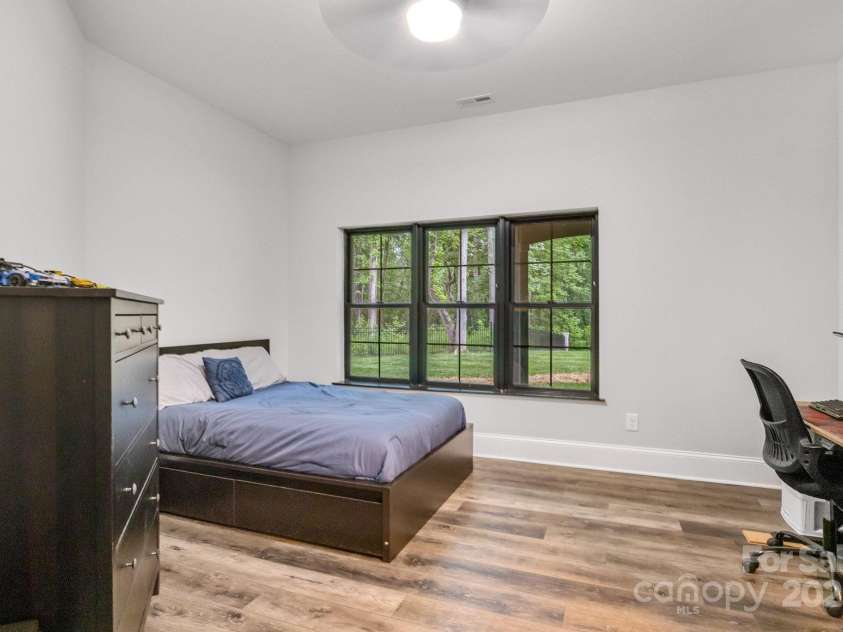 6327 Fox Tail Lane, Davidson, NC 28036.  MLS# CAR4271331, YatesRealty ID 25803. Flex room