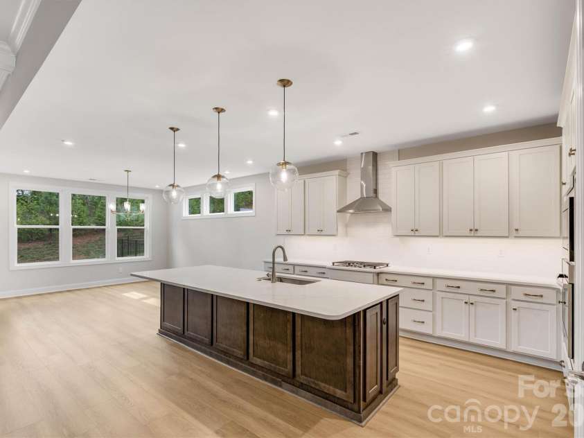 13417 Cozy Court, Charlotte, NC 28215.  MLS# CAR4386909, YatesRealty ID 25804. 