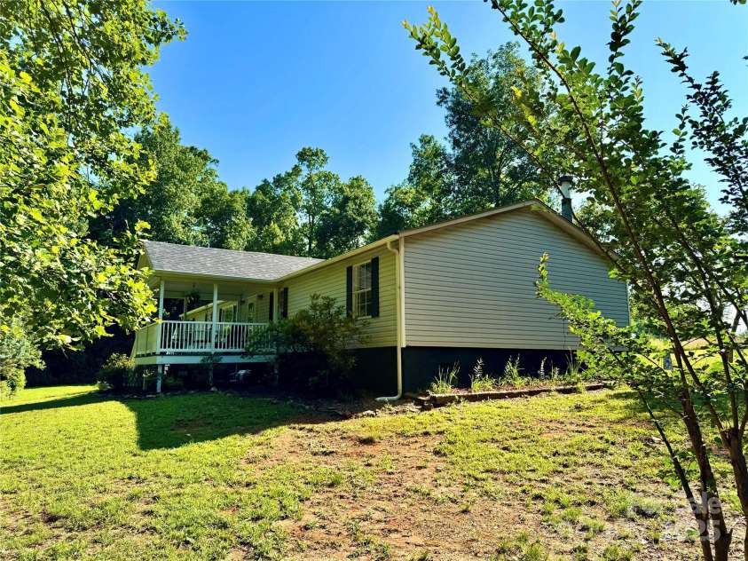 3190 Wild Dogwood Lane, Morganton, NC 28655.  MLS# CAR4276755, YatesRealty ID 25804. 