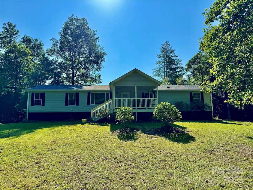 3190 Wild Dogwood Lane, Morganton, NC 28655.  MLS# CAR4276755, YatesRealty ID 25804. 