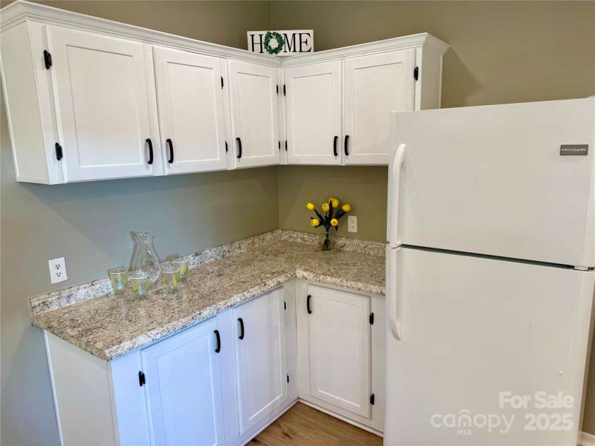 3190 Wild Dogwood Lane, Morganton, NC 28655.  MLS# CAR4276755, YatesRealty ID 25804. 
