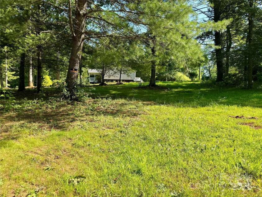 3190 Wild Dogwood Lane, Morganton, NC 28655.  MLS# CAR4276755, YatesRealty ID 25804. 