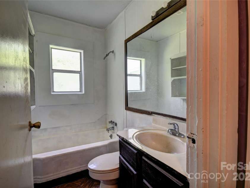 161 Pandora Circle, Canton, NC 28716.  MLS# CAR4274154, YatesRealty ID 25806. Hall bathroom