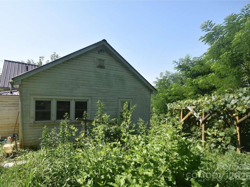 161 Pandora Circle, Canton, NC 28716.  MLS# CAR4274154, YatesRealty ID 25806. Rear of the home as seen from the backyard