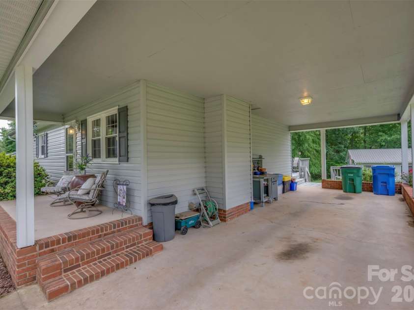 236 Cardinal Road, Rutherfordton, NC 28139.  MLS# CAR4386919, YatesRealty ID 25808. 