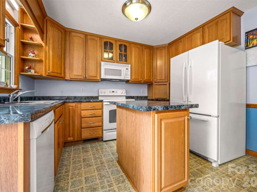 236 Cardinal Road, Rutherfordton, NC 28139.  MLS# CAR4386919, YatesRealty ID 25808. 