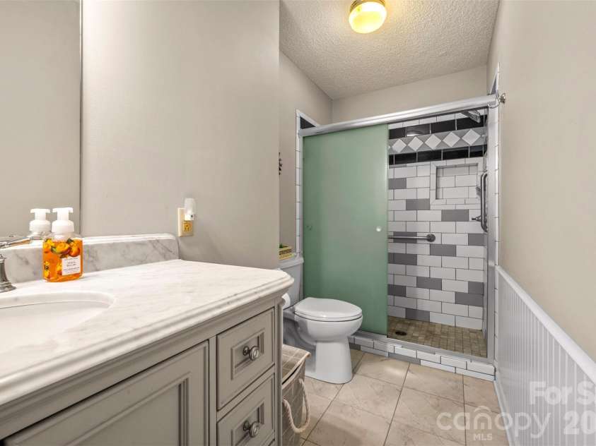 236 Cardinal Road, Rutherfordton, NC 28139.  MLS# CAR4386919, YatesRealty ID 25808. 