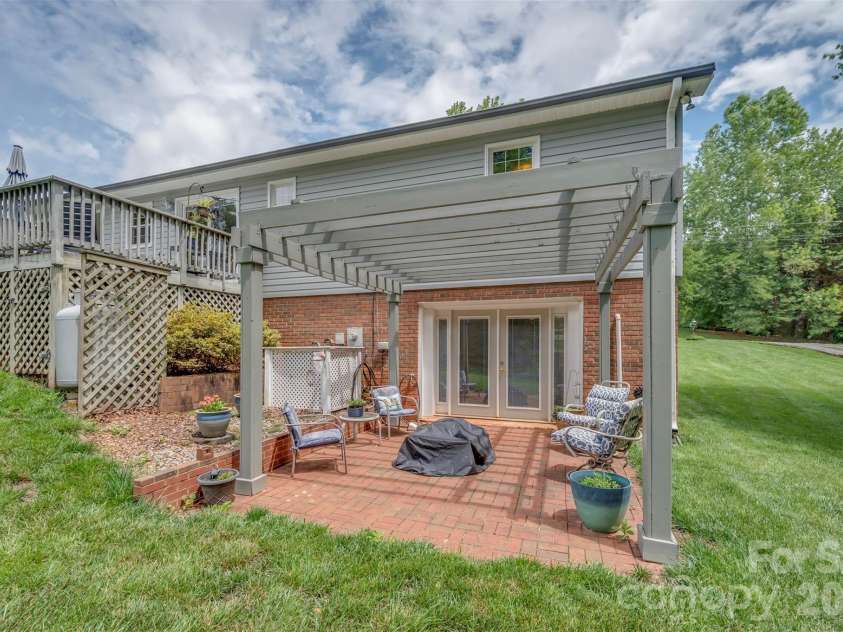 236 Cardinal Road, Rutherfordton, NC 28139.  MLS# CAR4386919, YatesRealty ID 25808. 
