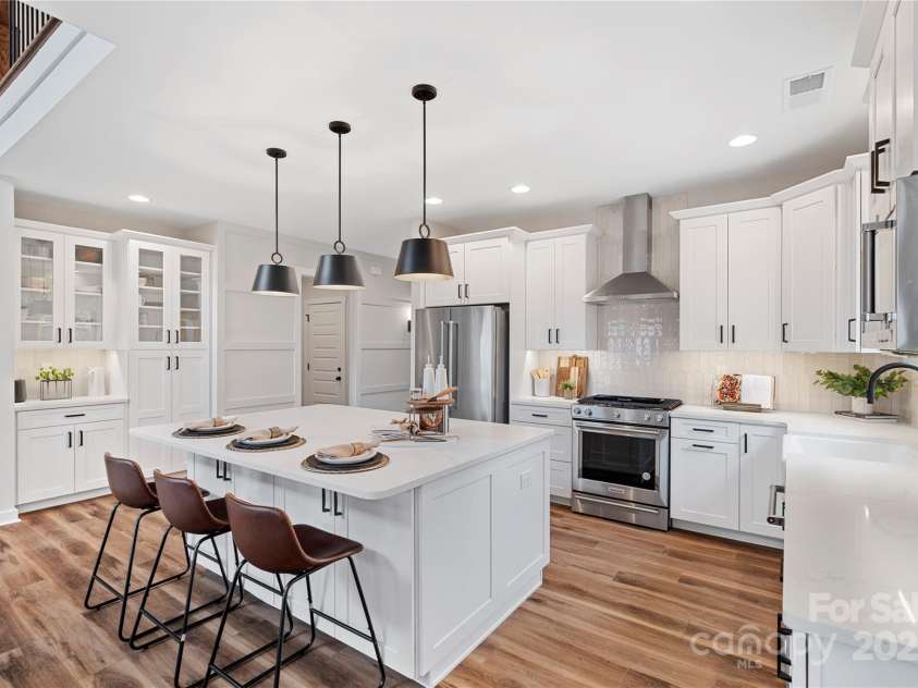 831 Lake Forest Drive, Belmont, NC 28012.  MLS# CAR4086562, YatesRealty ID 25811. Available to build