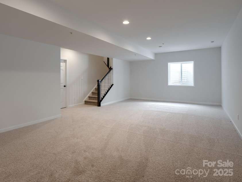 831 Lake Forest Drive, Belmont, NC 28012.  MLS# CAR4086562, YatesRealty ID 25811. Available to build