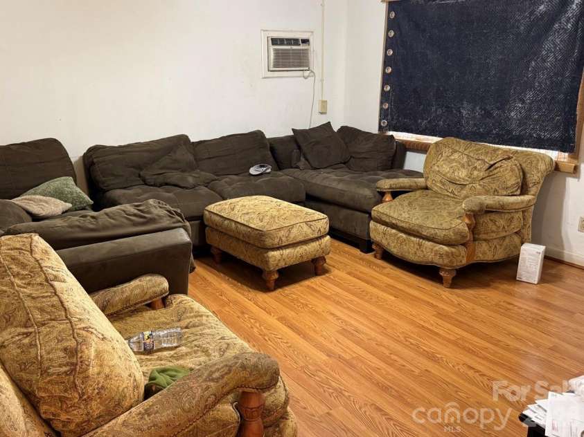 101 Ramsey Street, Morganton, NC 28655.  MLS# CAR4387176, YatesRealty ID 25813. 