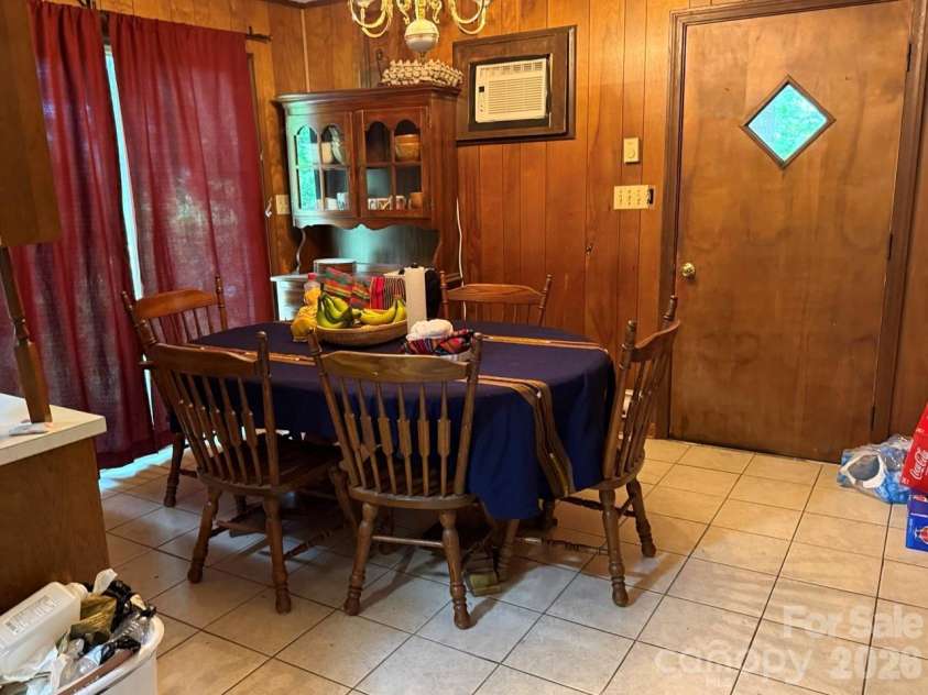 101 Ramsey Street, Morganton, NC 28655.  MLS# CAR4387176, YatesRealty ID 25813. 