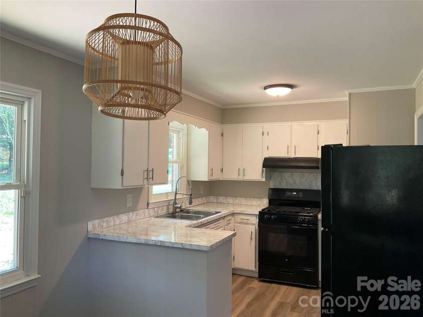 2346 Woodleaf Drive, Gastonia, NC 28052.  MLS# CAR4387297, YatesRealty ID 25814. 