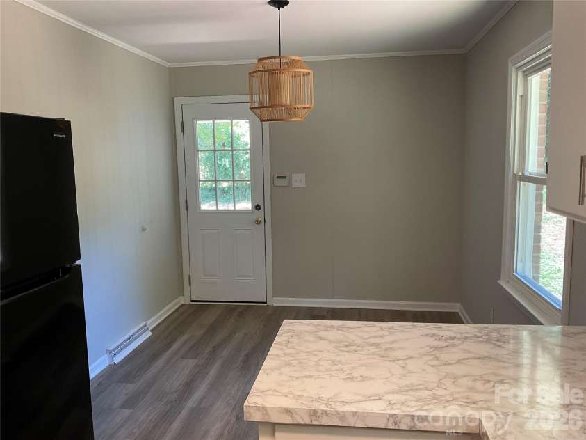 2346 Woodleaf Drive, Gastonia, NC 28052.  MLS# CAR4387297, YatesRealty ID 25814. 