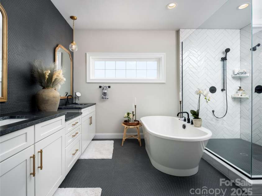 843 Lake Forest Drive, Belmont, NC 28012.  MLS# CAR4089273, YatesRealty ID 25814. Available to build