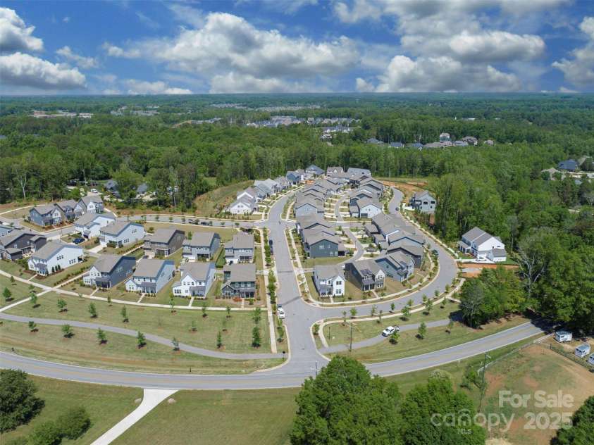 11318 James Coy Road, Davidson, NC 28036.  MLS# CAR4059022, YatesRealty ID 25816. Mayes Hall community