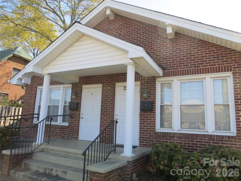 505 Lafayette Street, Shelby, NC 28150.  MLS# CAR4387366, YatesRealty ID 25817. 