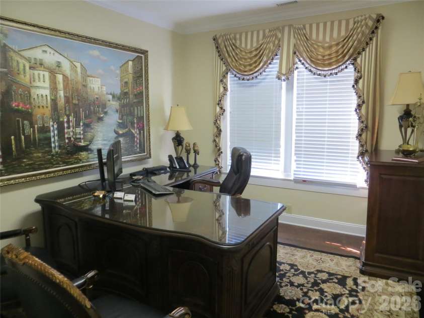 505 Lafayette Street, Shelby, NC 28150.  MLS# CAR4387366, YatesRealty ID 25817. 