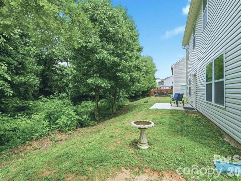 2628 Courtland Drive, Clover, SC 29710.  MLS# CAR4413923, YatesRealty ID 25818. 