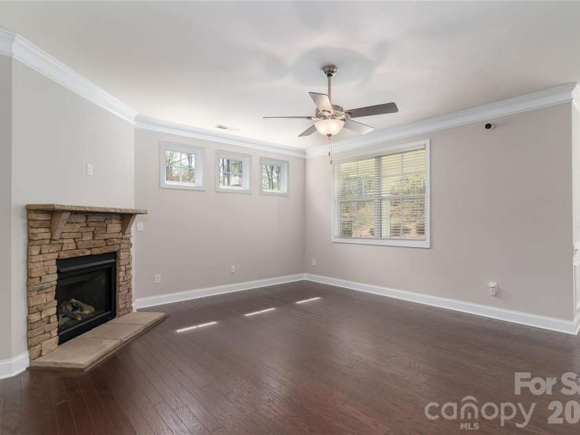 2214 Seagull Drive, Denver, NC 28037.  MLS# CAR4364869, YatesRealty ID 25819. 