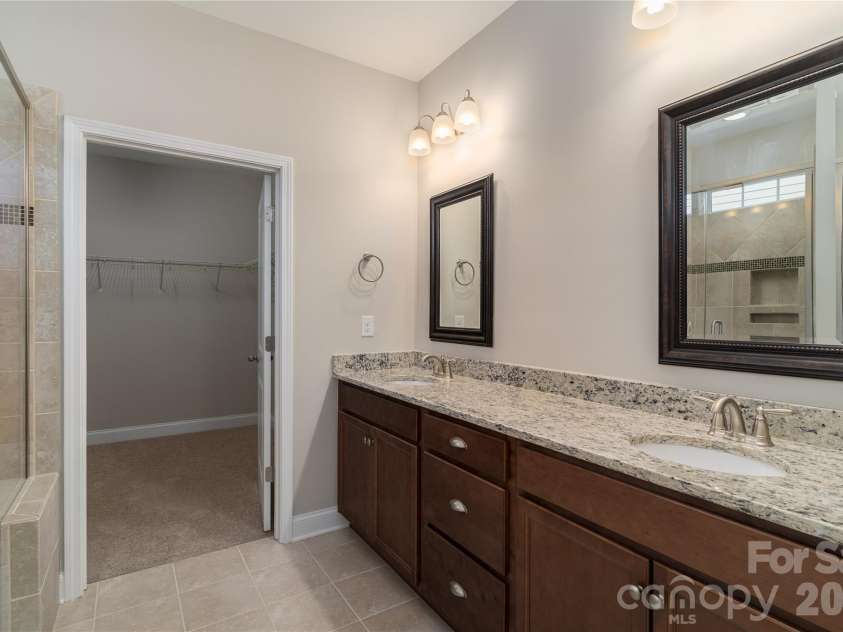 2214 Seagull Drive, Denver, NC 28037.  MLS# CAR4364869, YatesRealty ID 25819. 