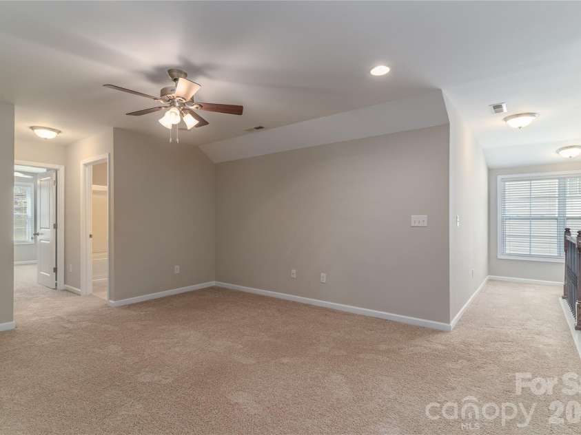 2214 Seagull Drive, Denver, NC 28037.  MLS# CAR4364869, YatesRealty ID 25819. 