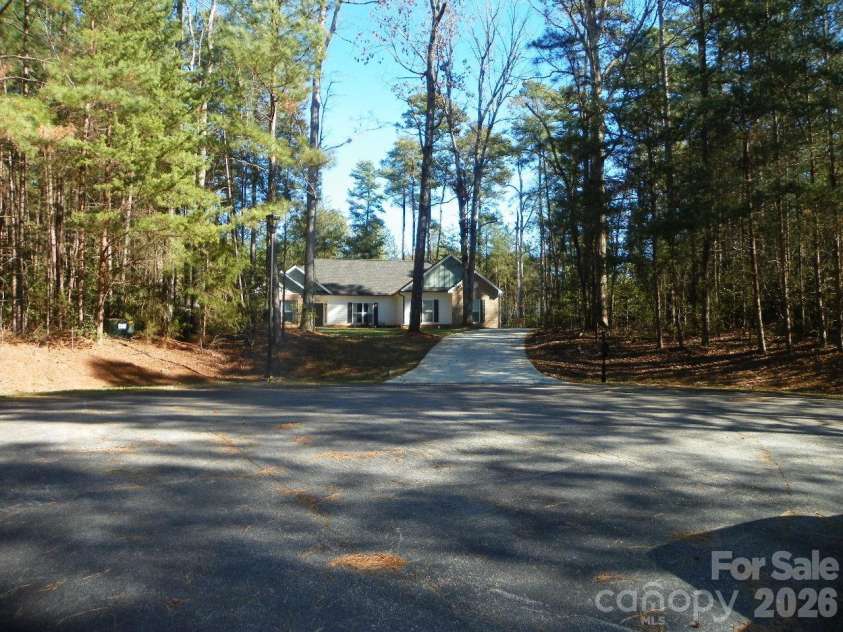 128 Summer Lake Drive, New London, NC 28127.  MLS# CAR4337429, YatesRealty ID 2582. 