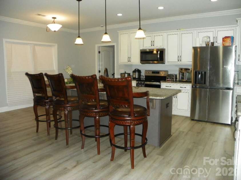 128 Summer Lake Drive, New London, NC 28127.  MLS# CAR4337429, YatesRealty ID 2582. 