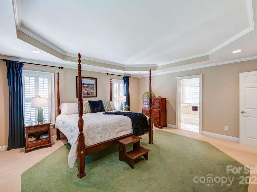 633 Peace Haven Road, Kannapolis, NC 28083.  MLS# CAR4155121, YatesRealty ID 2582. 