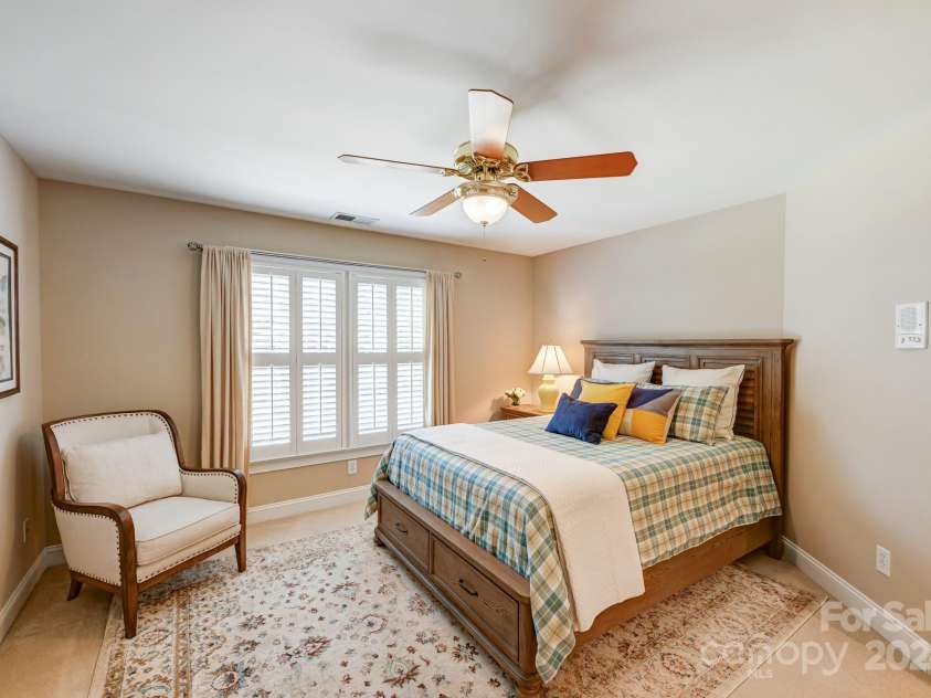 633 Peace Haven Road, Kannapolis, NC 28083.  MLS# CAR4155121, YatesRealty ID 2582. 