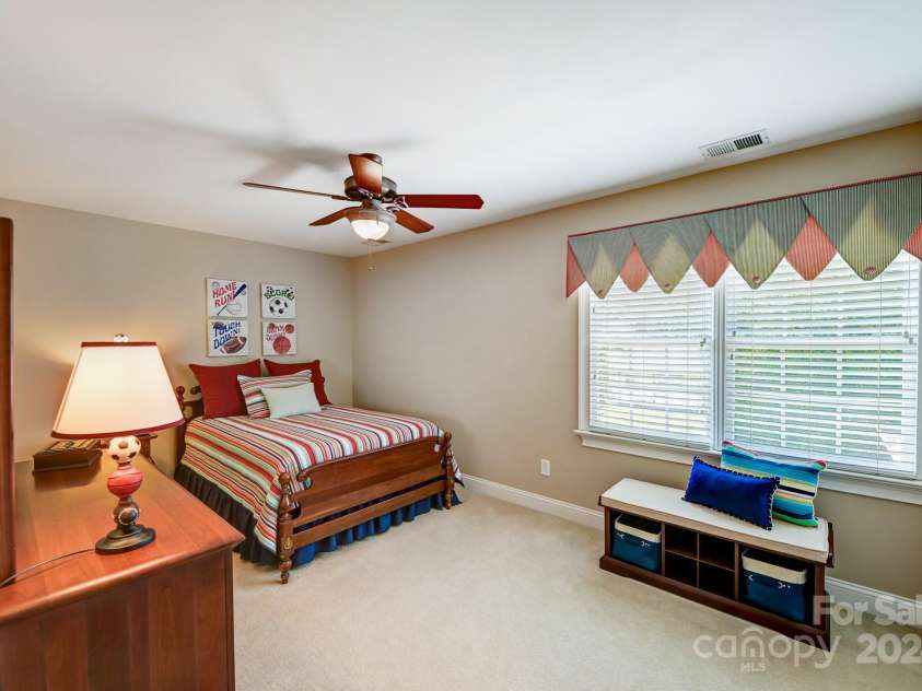 633 Peace Haven Road, Kannapolis, NC 28083.  MLS# CAR4155121, YatesRealty ID 2582. 