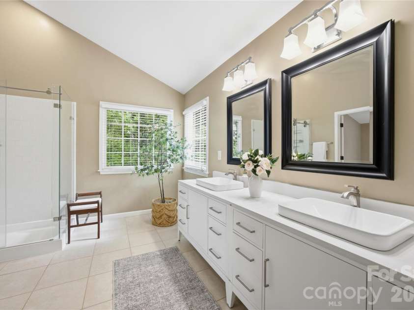2605 Marmot Point Lane, Charlotte, NC 28270.  MLS# CAR4380972, YatesRealty ID 25820. 