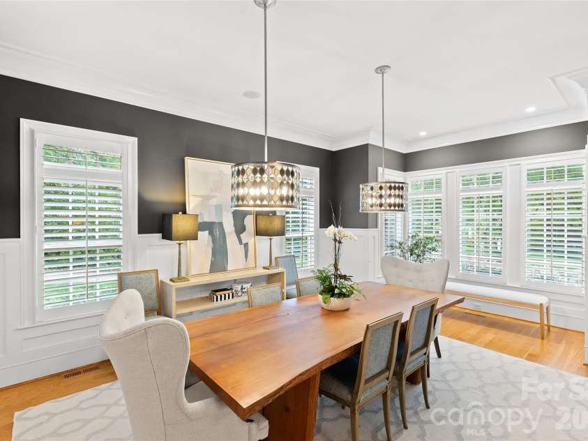 2816 Wheelock Road, Charlotte, NC 28211.  MLS# CAR4382105, YatesRealty ID 25821. 