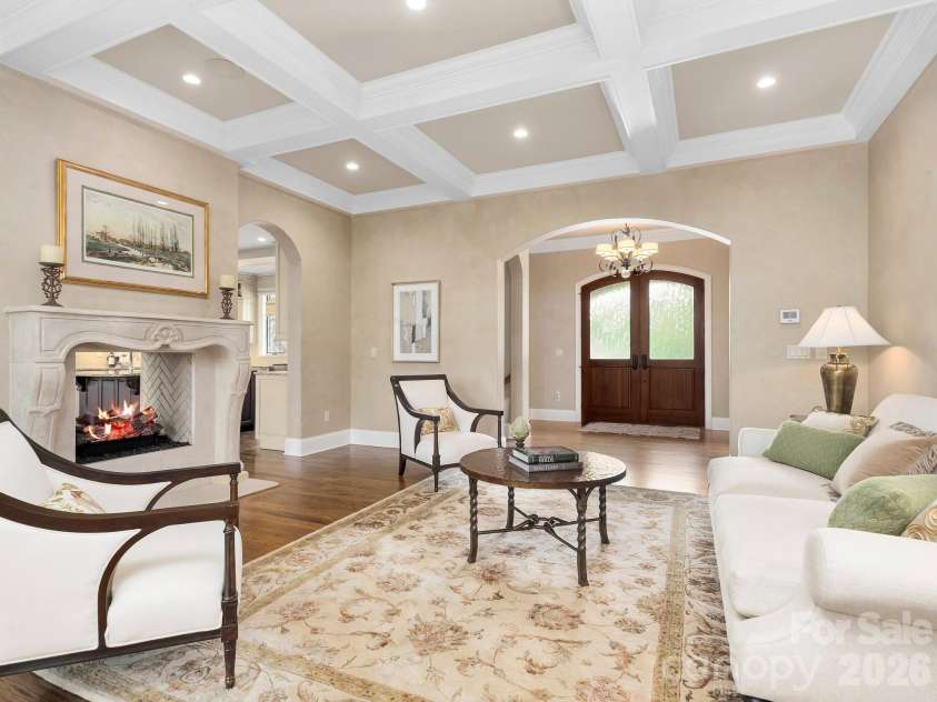 29 Stansbury Drive, Asheville, NC 28803.  MLS# CAR4373945, YatesRealty ID 25823. 