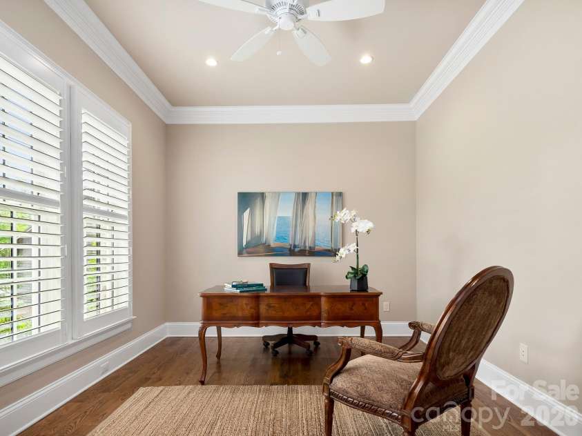 29 Stansbury Drive, Asheville, NC 28803.  MLS# CAR4373945, YatesRealty ID 25823. 