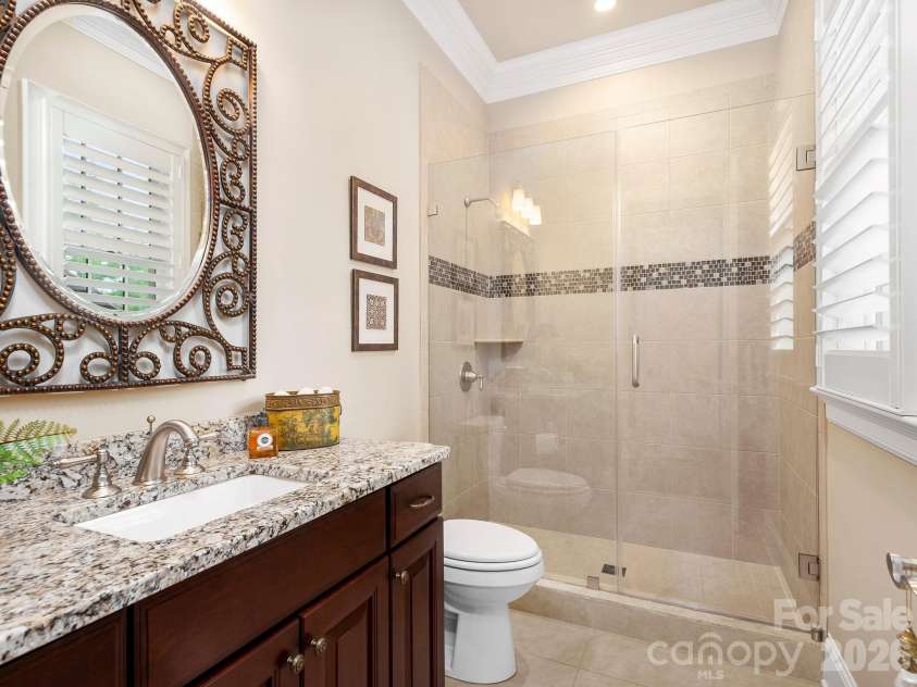 29 Stansbury Drive, Asheville, NC 28803.  MLS# CAR4373945, YatesRealty ID 25823. 