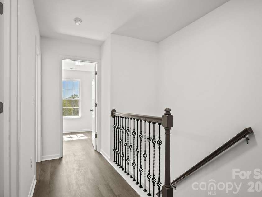16209 Peachmont Drive, Cornelius, NC 28031.  MLS# CAR4365532, YatesRealty ID 25824. 