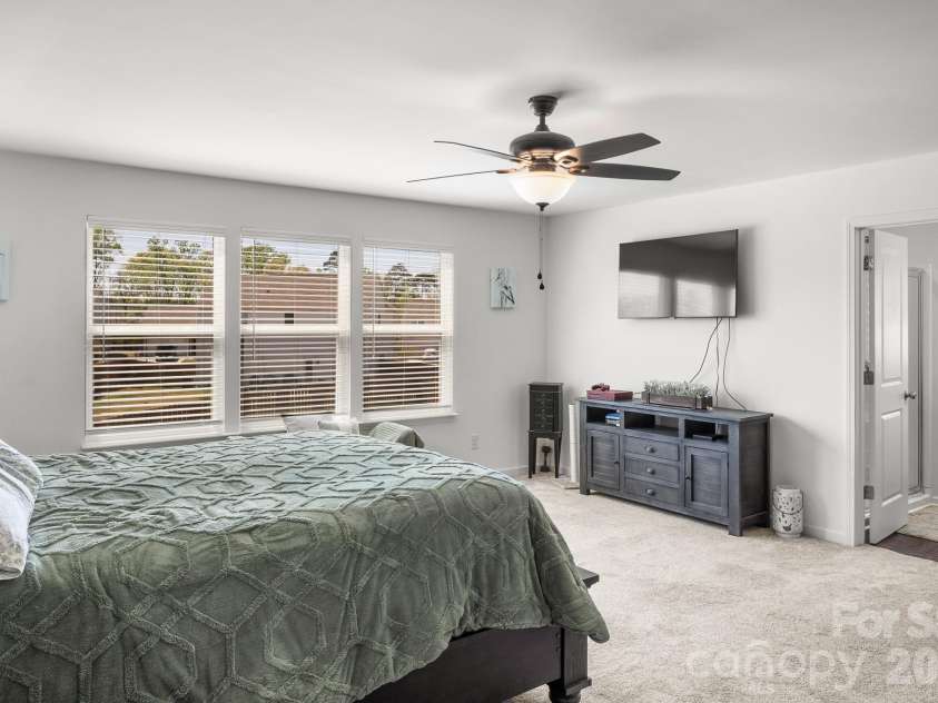 108 Galley Lane, Statesville, NC 28677.  MLS# CAR4368676, YatesRealty ID 25825. 