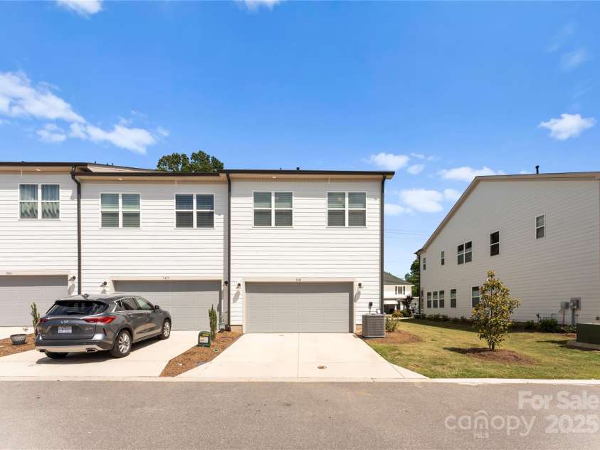 5481 Comiskey Alley, Kannapolis, NC 28081.  MLS# CAR4264739, YatesRealty ID 25826. 