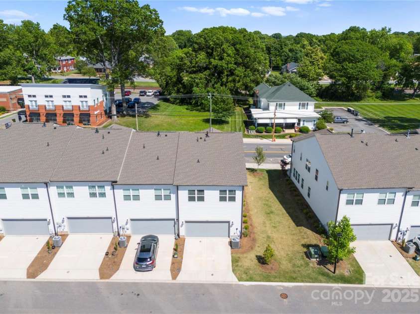 5481 Comiskey Alley, Kannapolis, NC 28081.  MLS# CAR4264739, YatesRealty ID 25826. 