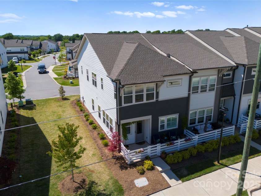 5481 Comiskey Alley, Kannapolis, NC 28081.  MLS# CAR4264739, YatesRealty ID 25826. 