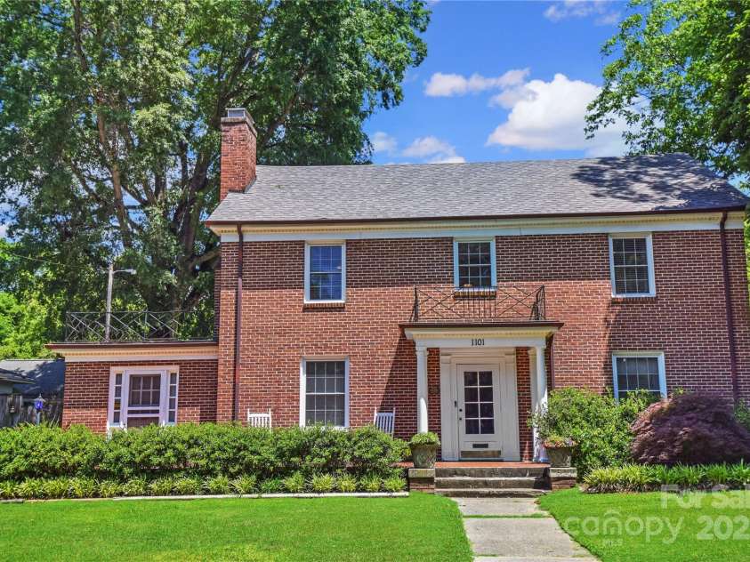 1101 Pee Dee Avenue, Albemarle, NC 28001.  MLS# CAR4255750, YatesRealty ID 25827. 