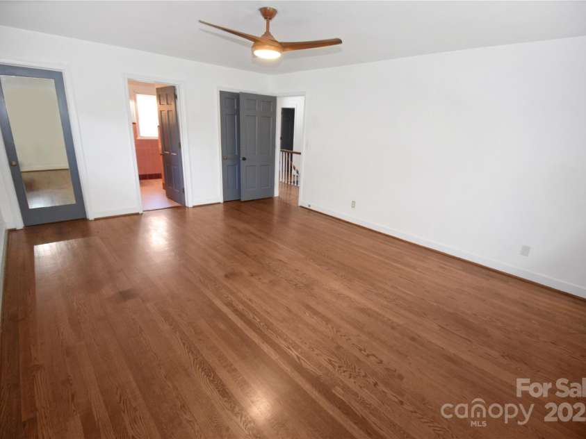 1101 Pee Dee Avenue, Albemarle, NC 28001.  MLS# CAR4255750, YatesRealty ID 25827. 