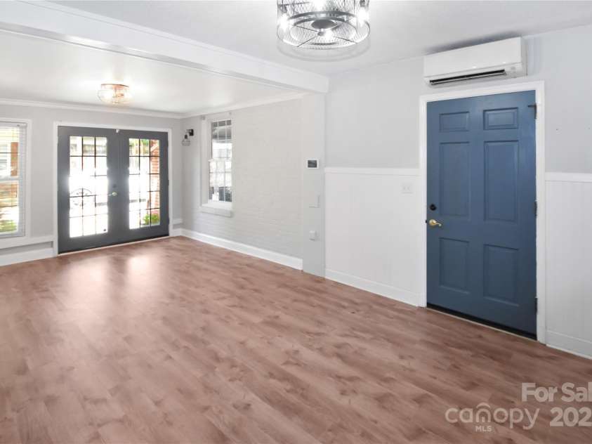 1101 Pee Dee Avenue, Albemarle, NC 28001.  MLS# CAR4255750, YatesRealty ID 25827. 