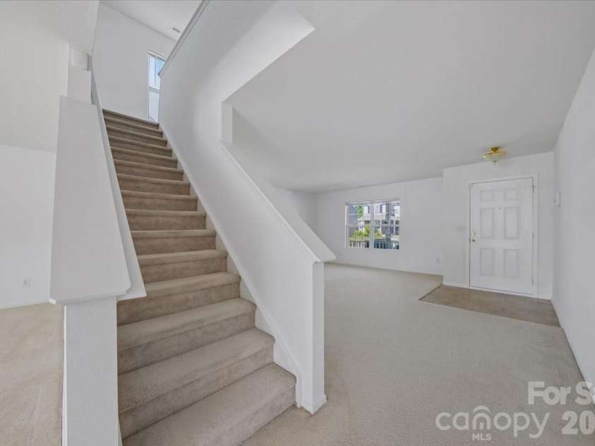 1000 Silverberry Street, Gastonia, NC 28054.  MLS# CAR4377889, YatesRealty ID 25829. 